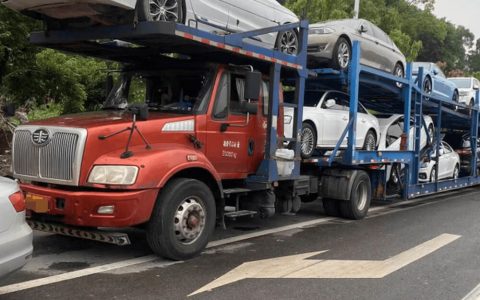 快递汽车多少钱一辆