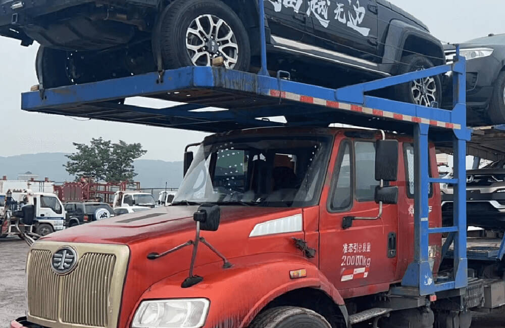 南京托运汽车到成都多少钱