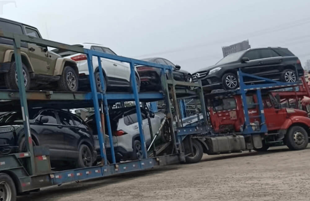 拖车100公里大概多少钱