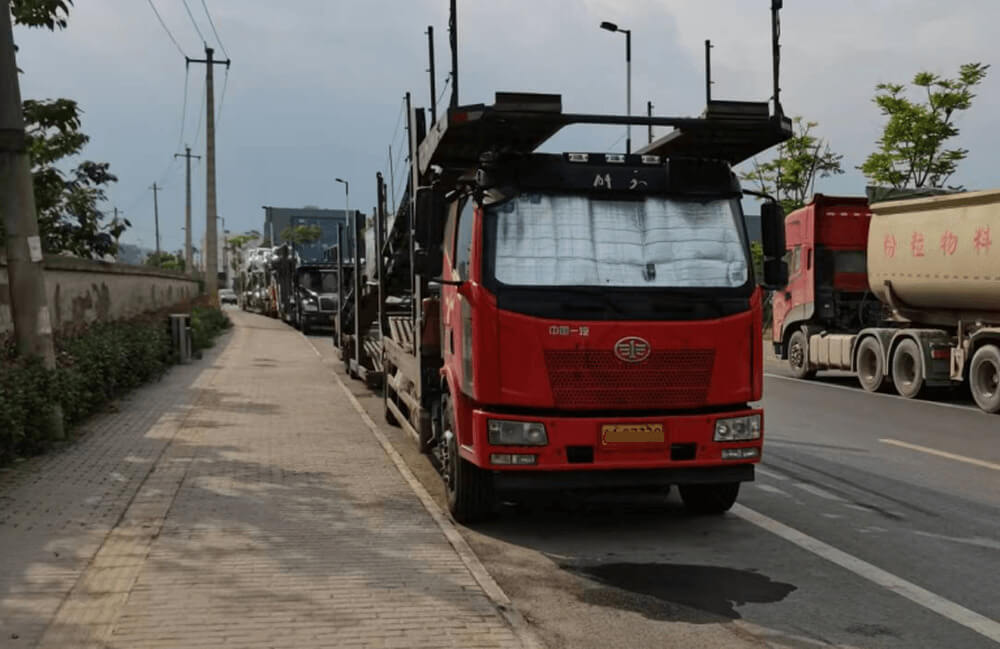 长途车托运多少钱一辆汽车