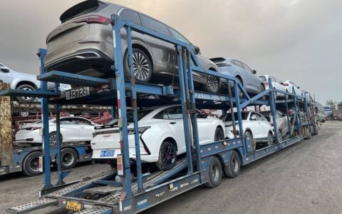 新疆汽车托运重庆要多少钱