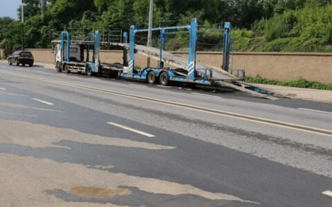 汽车托运郑州到伊犁多少钱